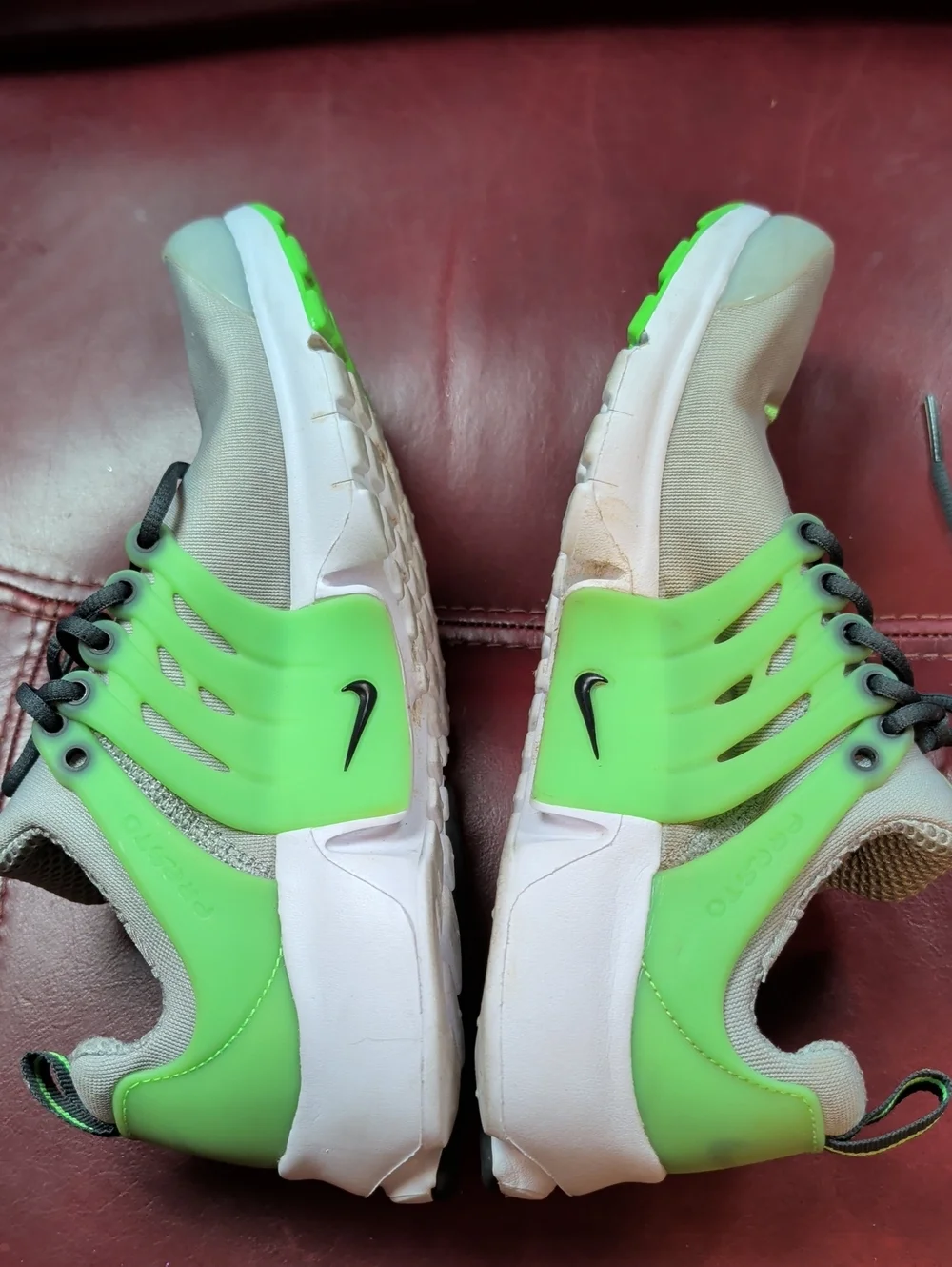 Nike Neon Green Athletic Sneakers Boy's Size 6 Y